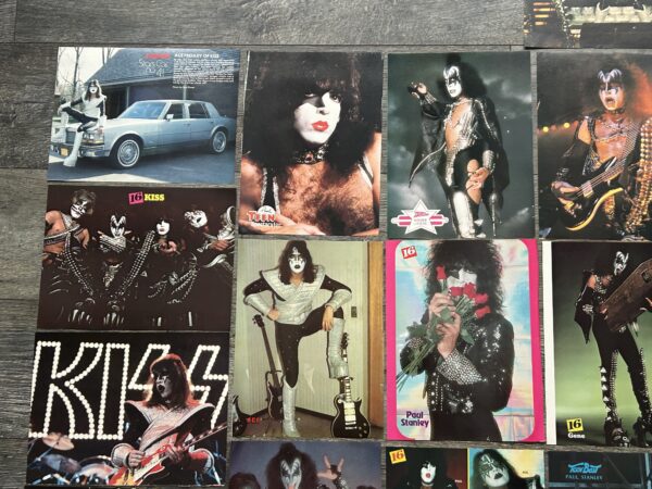 KISS Clippings Pin Up 30pc Lot Love Gun Alive 2 Solo Albums Vintage Kiss Aucoin