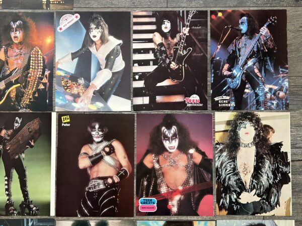 KISS Clippings Pin Up 30pc Lot Love Gun Alive 2 Solo Albums Vintage Kiss Aucoin