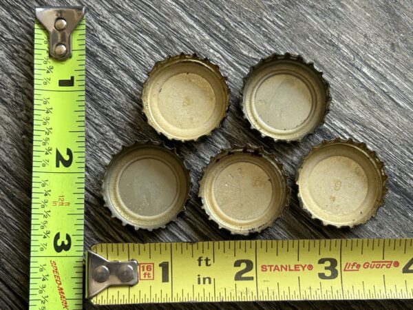 KISS Memorabilia Bottle Caps Album Covers 5pc Lot Vintage Kiss Alive Unmasked - Image 4
