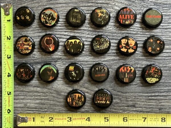 KISS Memorabilia Bottle Caps Back Catalog Album Covers 20pc Lot Vintage Kiss