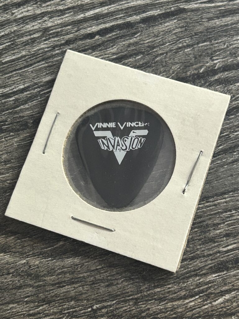 Kiss Guitar Pick VINNIE VINCENT INVASION 1 SIDED Black White Vintage Kiss Shred