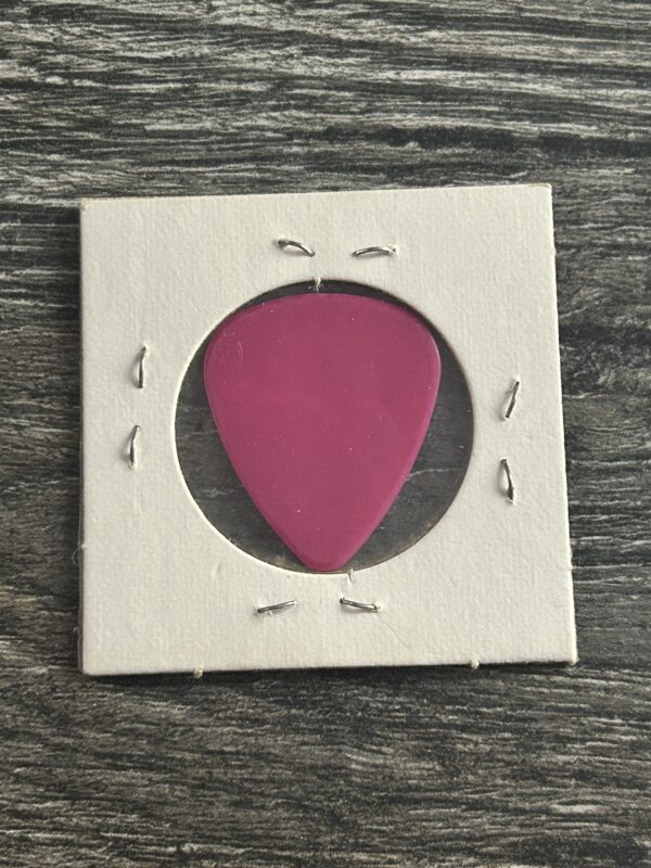 Kiss Guitar Pick Vinnie Vincent Signature 1 SIDED Pink White Vintage Kiss