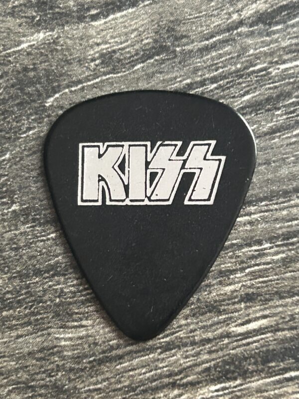 KISS Guitar Pick ERIC SINGER Rock The Nation Concert Tour 2004 Black Silver