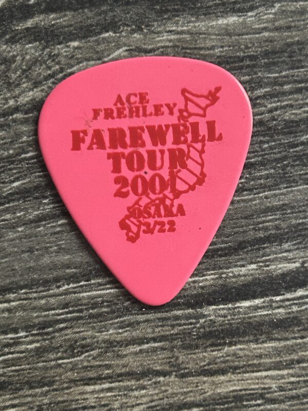 KISS Guitar Pick Farewell Tour ACE FREHLEY Osaka Japan May 22 Pink Vintage Kiss