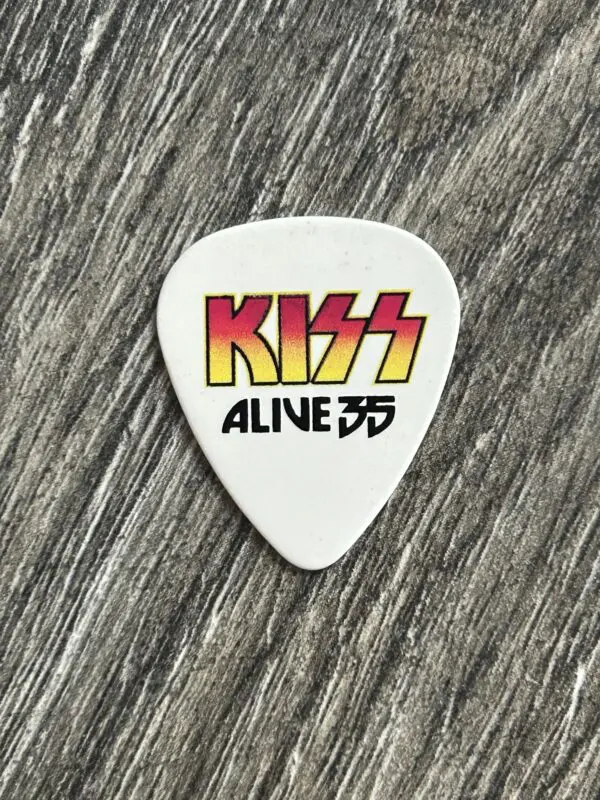 KISS Guitar Pick Alive 35 Concert Tour Tommy Thayer Signature Vintage Kiss 2008