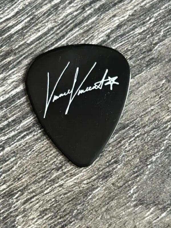 Kiss Guitar Pick VINNIE VINCENT INVASION Black White Signature Vintage Kiss