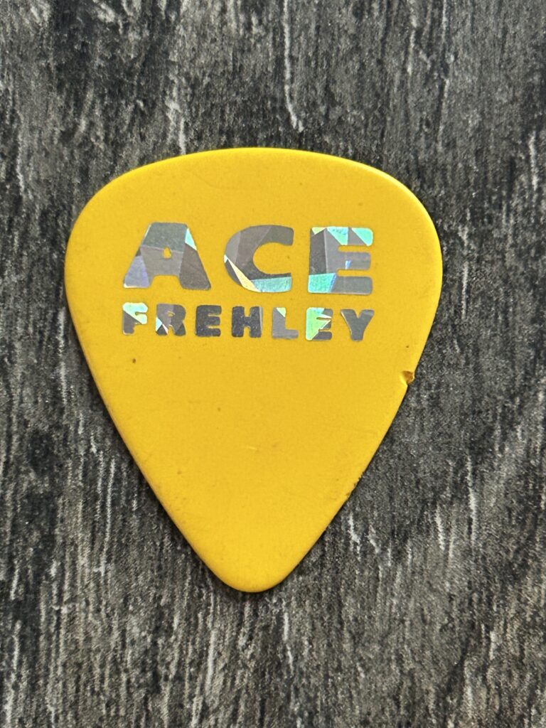 Kiss Guitar Pick ACE FREHLEY Just For Fun Tour Yellow Silver Prism Vintage