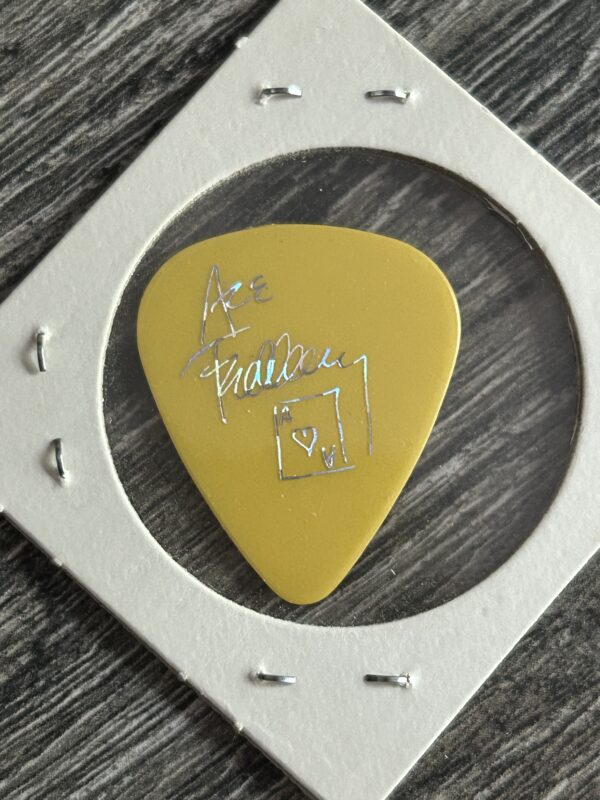 Kiss Guitar Pick ACE FREHLEY D'Andrea Bad Boys Tour Yellow Silver Prism Vintage