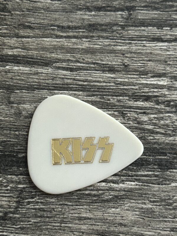 KISS Guitar Pick PAUL STANLEY Musicade Horizontal White Gold Vintage Kiss 1980's