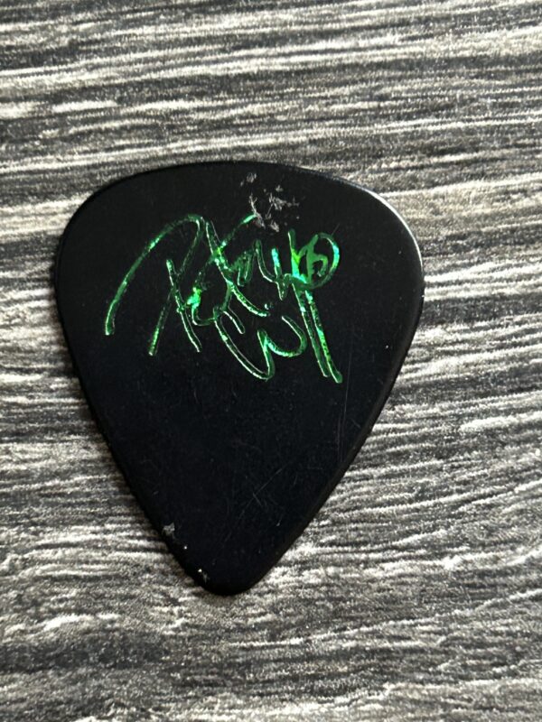 KISS Guitar Pick PETER CRISS Alive Worldwide Reunion Black Green Vintage Kiss