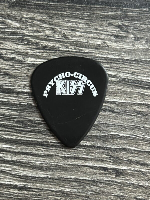 KISS Guitar Pick GENE SIMMONS Psycho Circus Spencers Black White Vintage Kiss