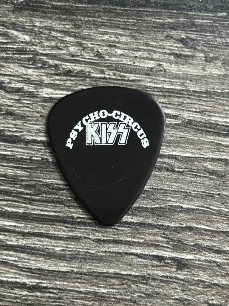 KISS Guitar Pick GENE SIMMONS Psycho Circus Spencers Black White Vintage Kiss