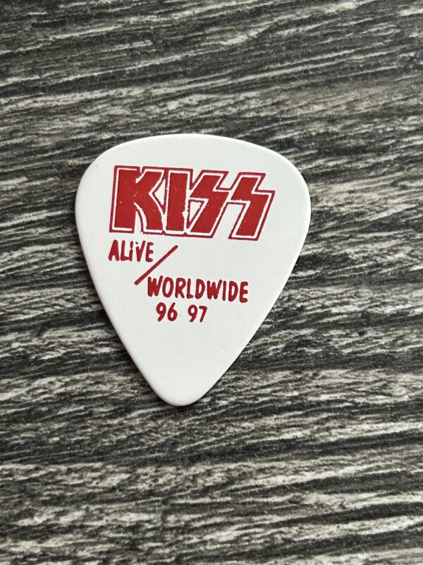 KISS Guitar Pick GENE SIMMONS Alive Worldwide Reunion White Red Vintage Kiss