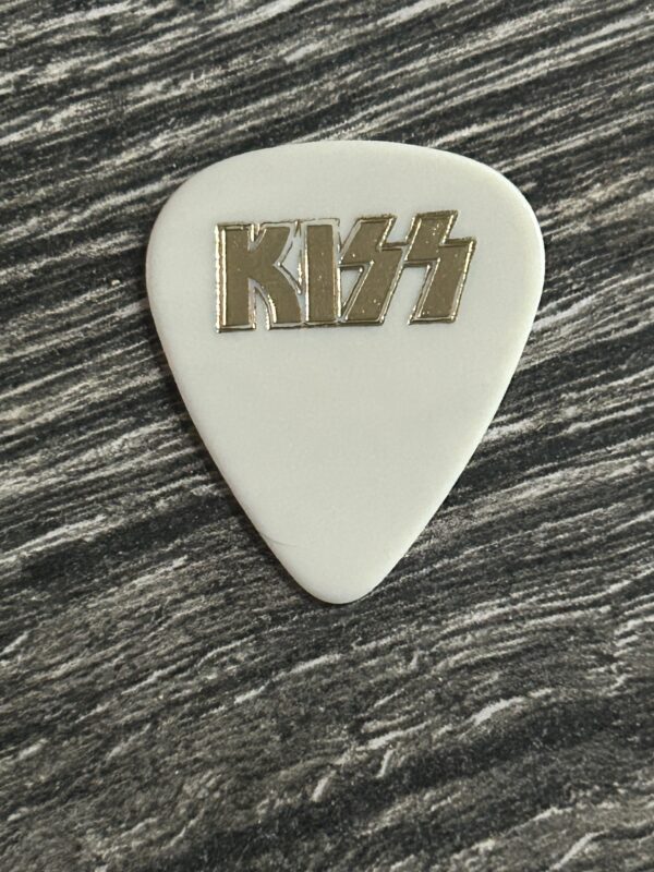 KISS Guitar Pick BRUCE KULICK Hot In The Shade White Gold Vintage Kiss Concert