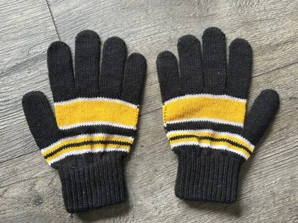 KISS Gloves Black Yellow Red Knit UNWORN Vintage Kiss Memorabilia 1980's