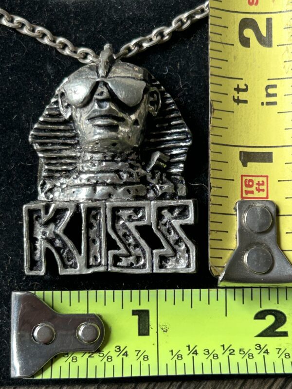 KISS Pendant Necklace Jewelry Sphinx Hot In The Shade Germany Vintage Kiss B
