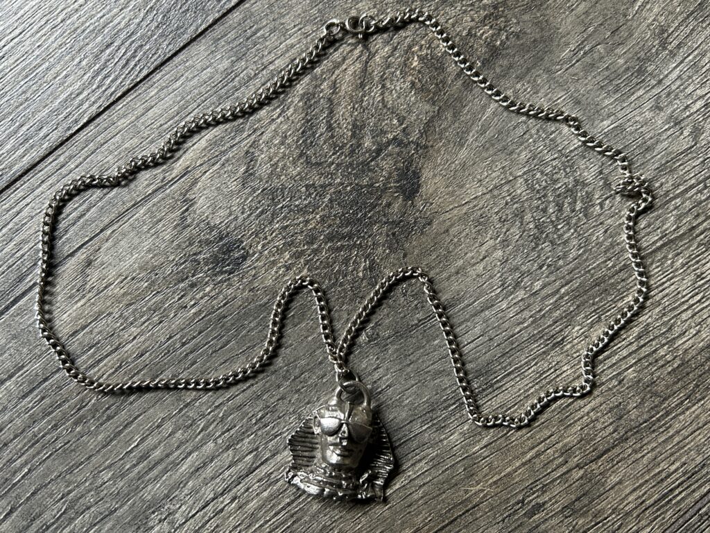 KISS Pendant Necklace Jewelry Sphinx Hot In The Shade PROMO 1989 Vintage Kiss