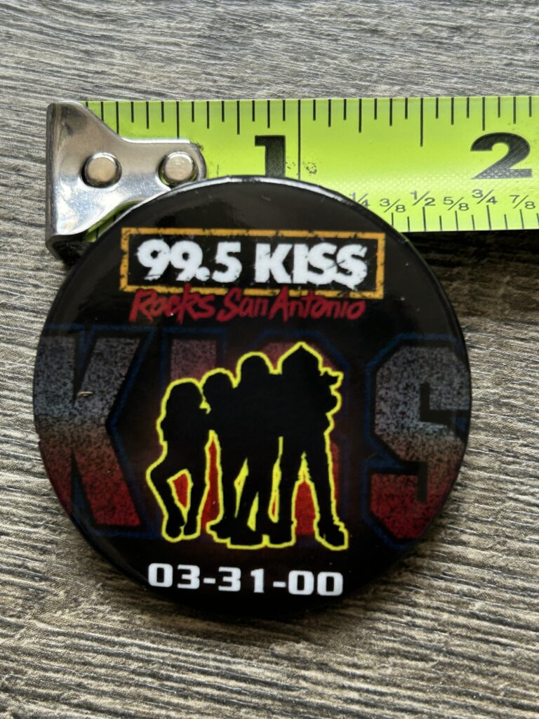KISS Pin Button Farewell Tour San Antonio 2000 99.5 Radio Promo Vintage Kiss