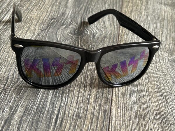 KISS Sunglasses Mirror w/ Logo Lenses UNWORN Vintage Kiss Memorabilia 1980's