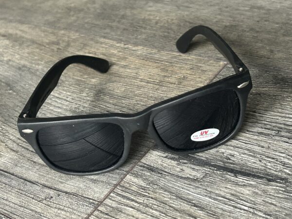 KISS Sunglasses Hot In The Shade Tour Red Logo Dark Vintage Kiss Memorabilia