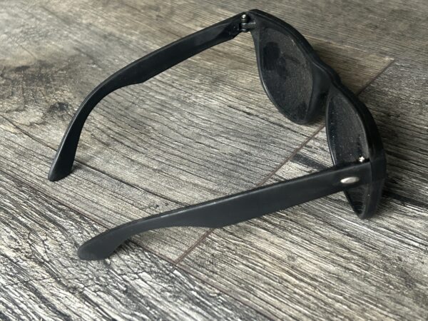 KISS Sunglasses Hot In The Shade Tour Red Logo Dark Vintage Kiss Memorabilia