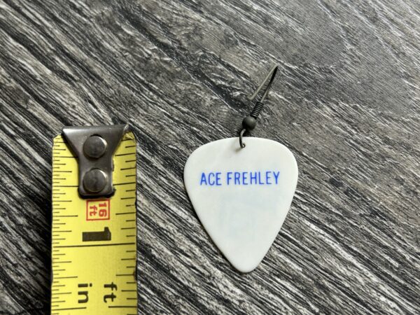 Kiss Guitar Pick Earring ACE FREHLEY Just For Fun Tour 1992 A Vintage Kiss