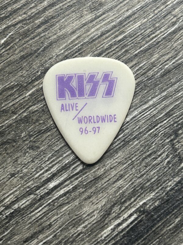 KISS Guitar Pick PAUL STANLEY Alive Worldwide Reunion White Purple Glow In Dark