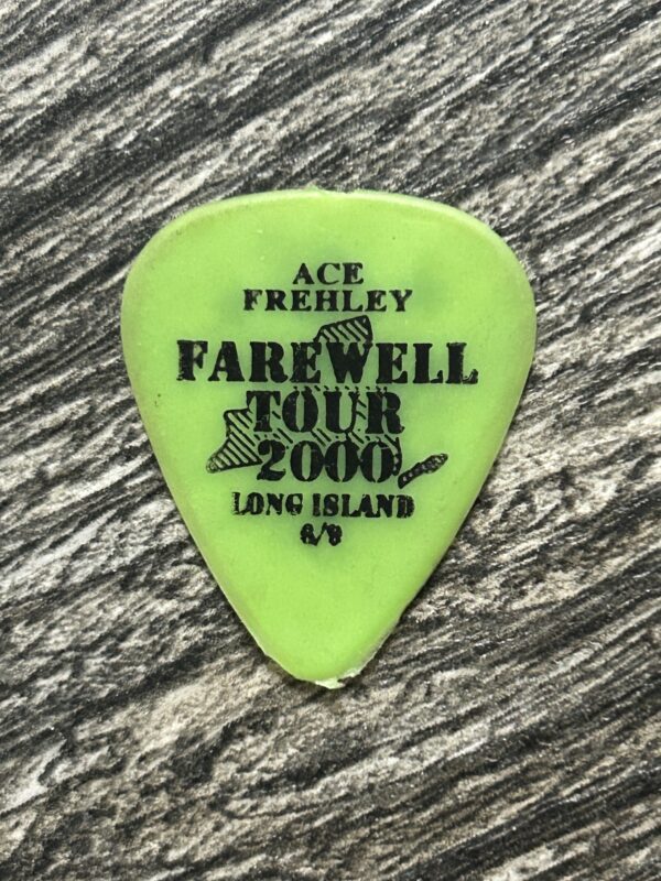KISS Guitar Pick ACE FREHLEY Farewell Tour Long Island NY Green Vintage Kiss