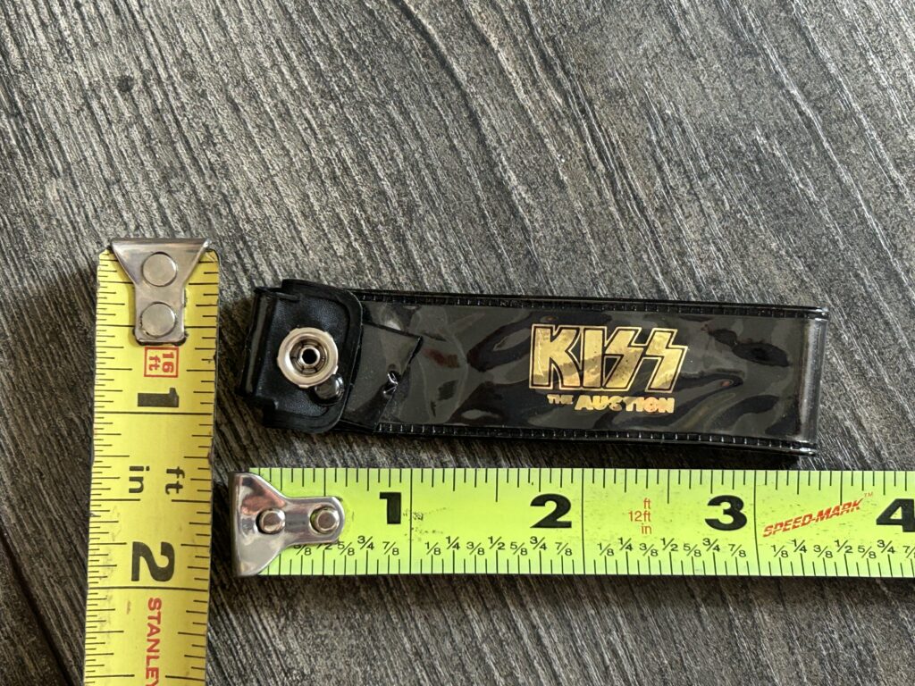 KISS Wristband Kiss The Auction Butterfields 2000 Gold Vintage Kiss Memorabilia