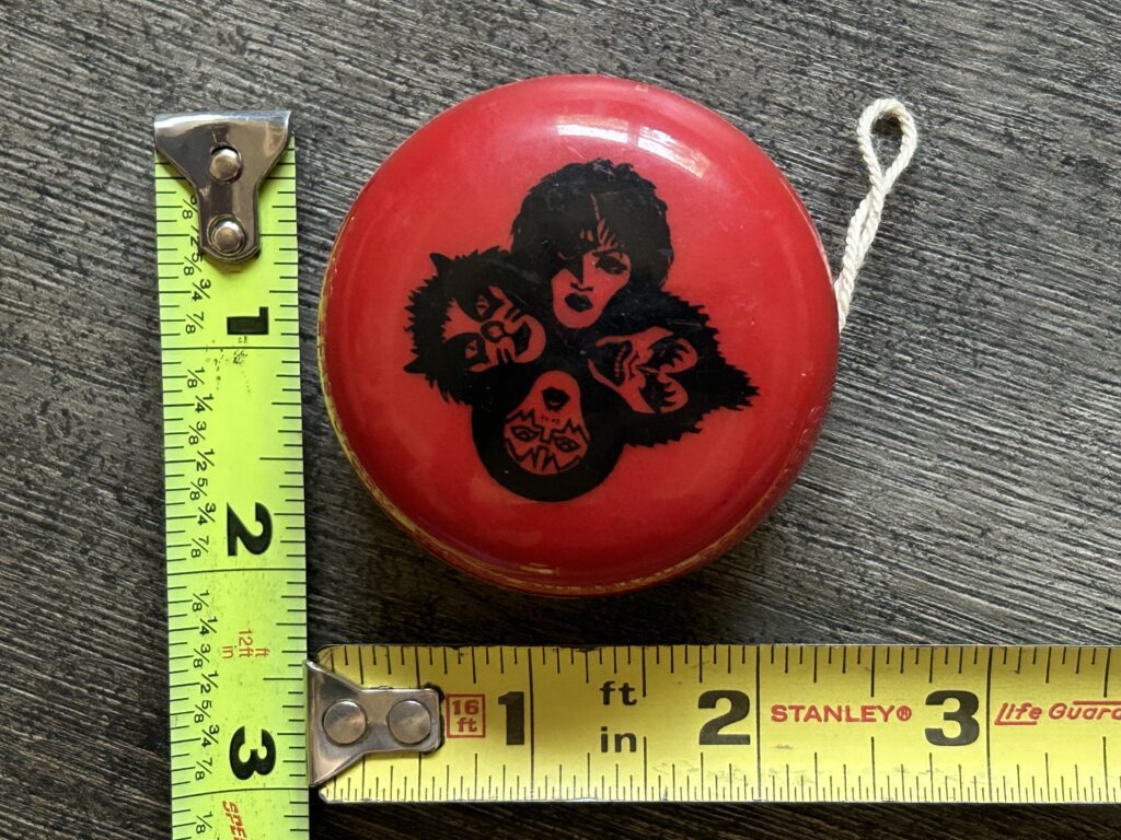 KISS Yo-Yo Rock And Roll Over Red Unused Vintage Kiss Memorabilia Headshop