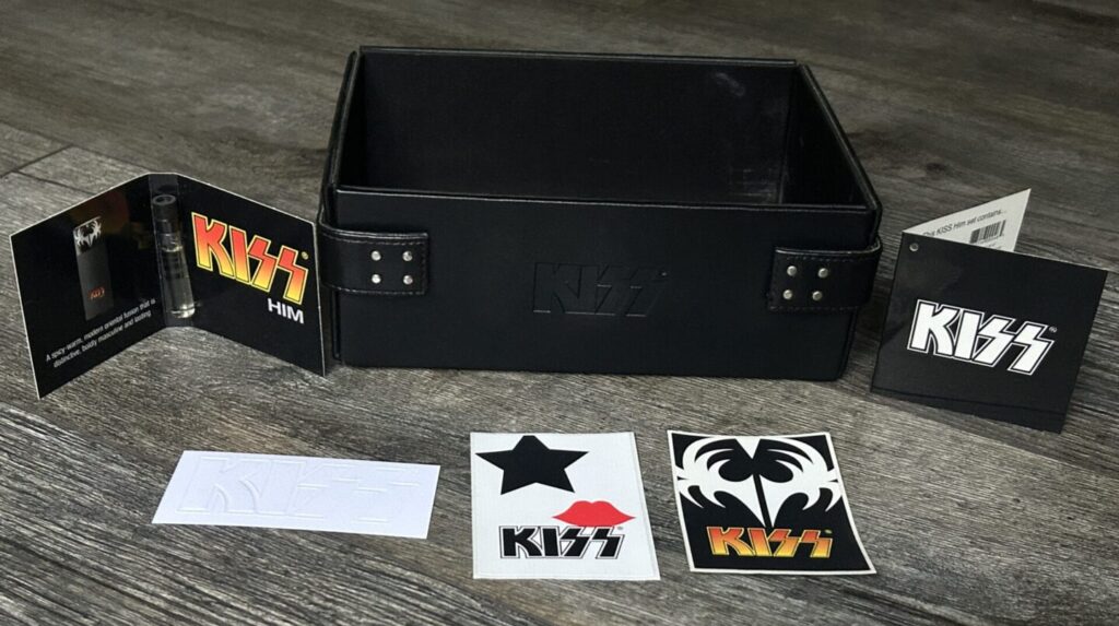 KISS Cologne Promo Lot 6pc Leather Display Box Vintage Kiss Memorabilia 2006