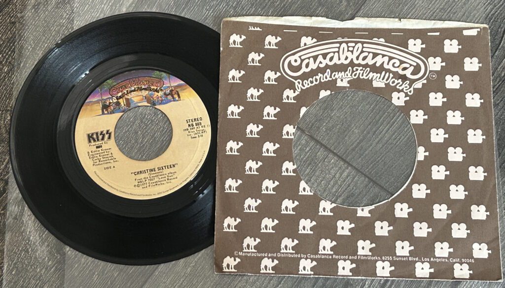 KISS Vinyl 7" Single Christine Sixteen Shock Me USA Vintage Kiss Aucoin Love Gun