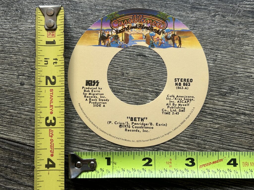 KISS Vinyl 7" Single UNUSED Spindle Label BETH Casablanca Vintage Kiss Aucoin