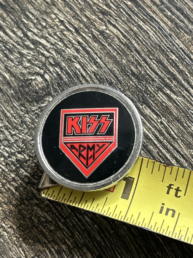 KISS Pin Badge Kiss Army Shield Red Black 1" UK Vintage Kiss Memorabilia Aucoin