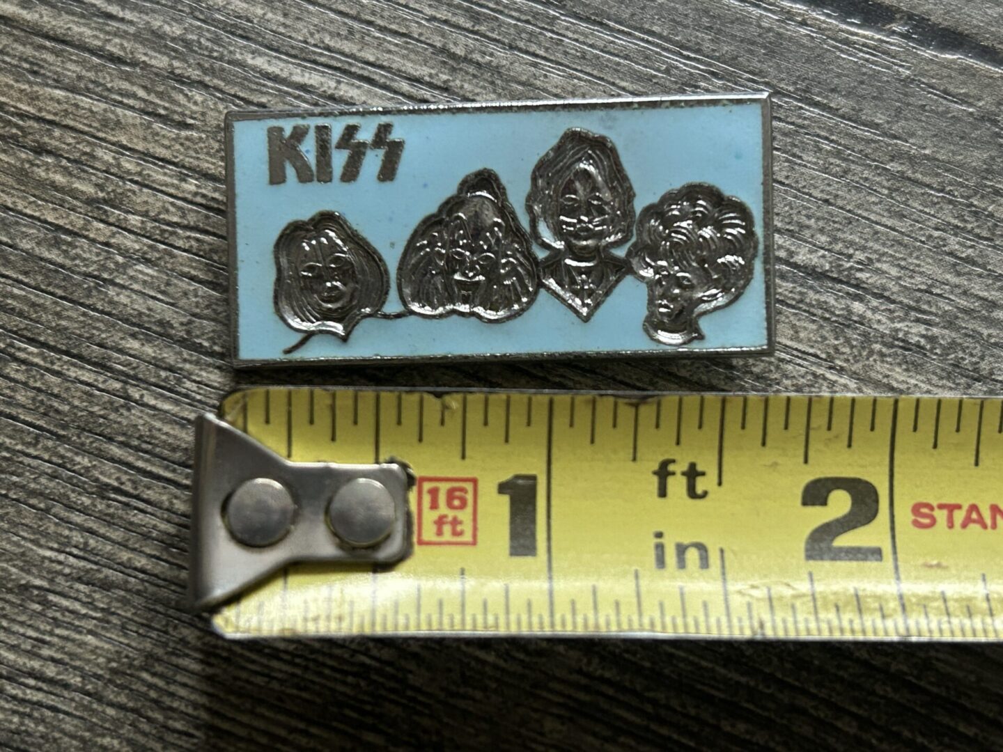 KISS Pin Badge Unmasked Heads Light Blue 1 3/4 Vintage Kiss Memorabilia Aucoin