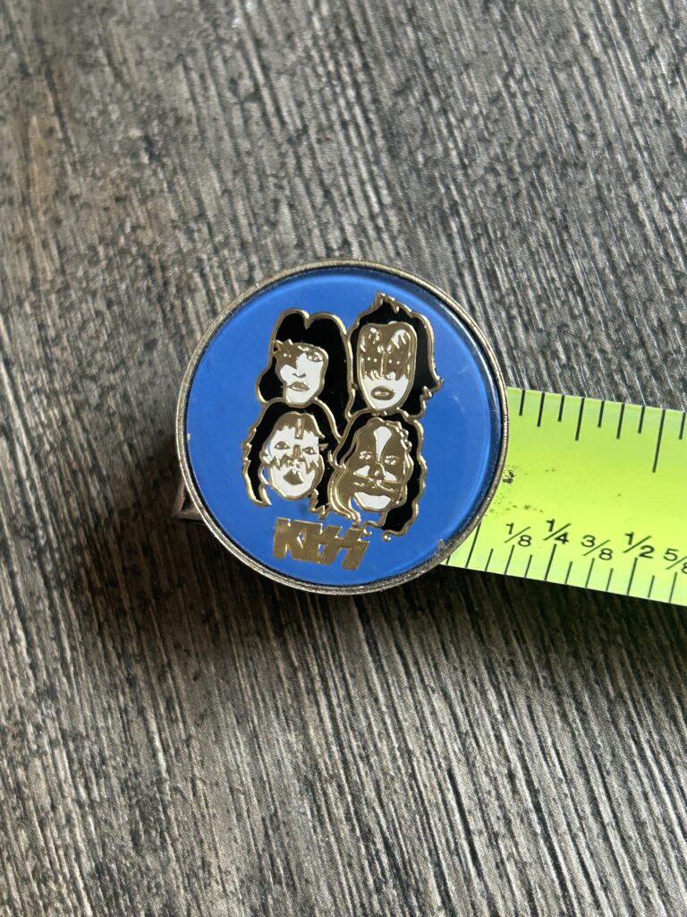 KISS Pin Badge Dynasty Album Blue UK 1" Round Vintage Kiss Memorabilia Aucoin
