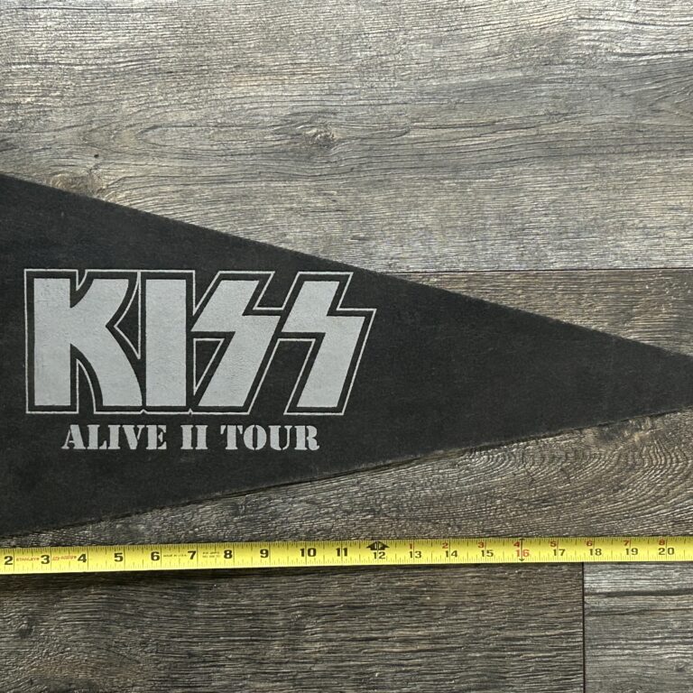 Kiss Pennant Detroit Rock City Movie Prop