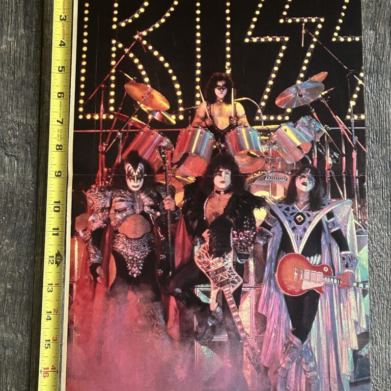 KISS Poster Centerfold Unmasked Tour Palladium NY Band Group Pose On Stage -- Australia Aussie Women's Day / Women's World 1980 -- measures 11x18 Vintage Kiss Aucoin