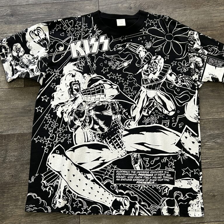 KISS Vintage T-Shirt Marvel Blood Comic All Over Art Shirt XL Vintage Kiss 1995