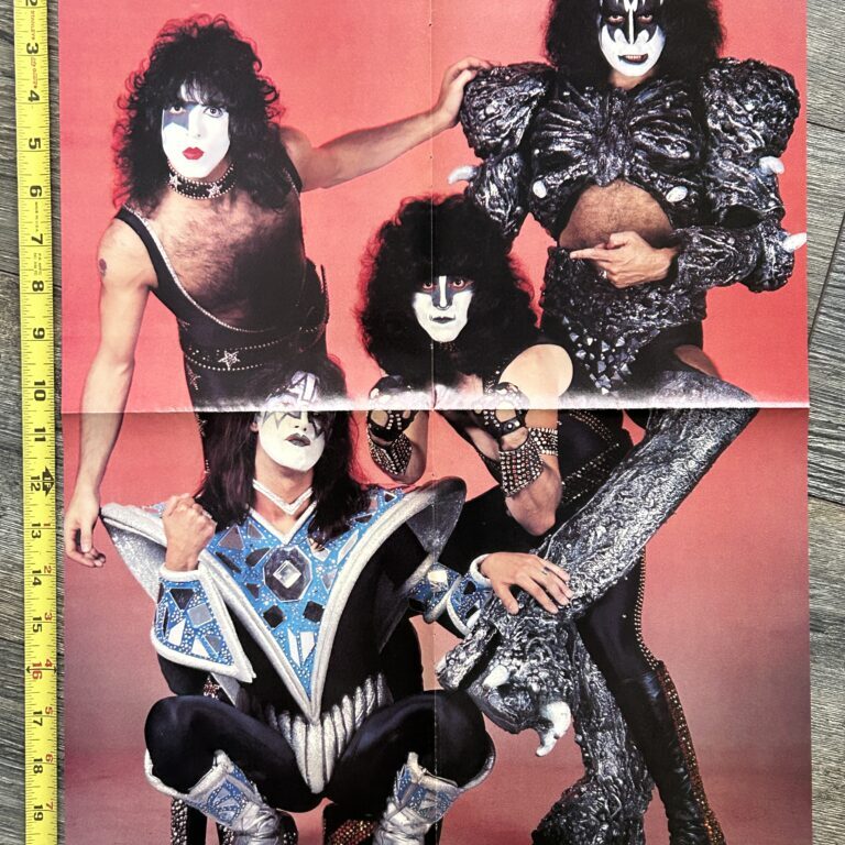 KISS Poster Centerfold Unmasked Group Red Back Vintage Kiss Aucoin