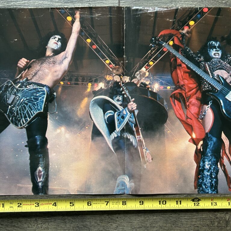 KISS Poster Centerfold Dynasty Tour Gene 1st Costume Vintage Kiss Aucoin