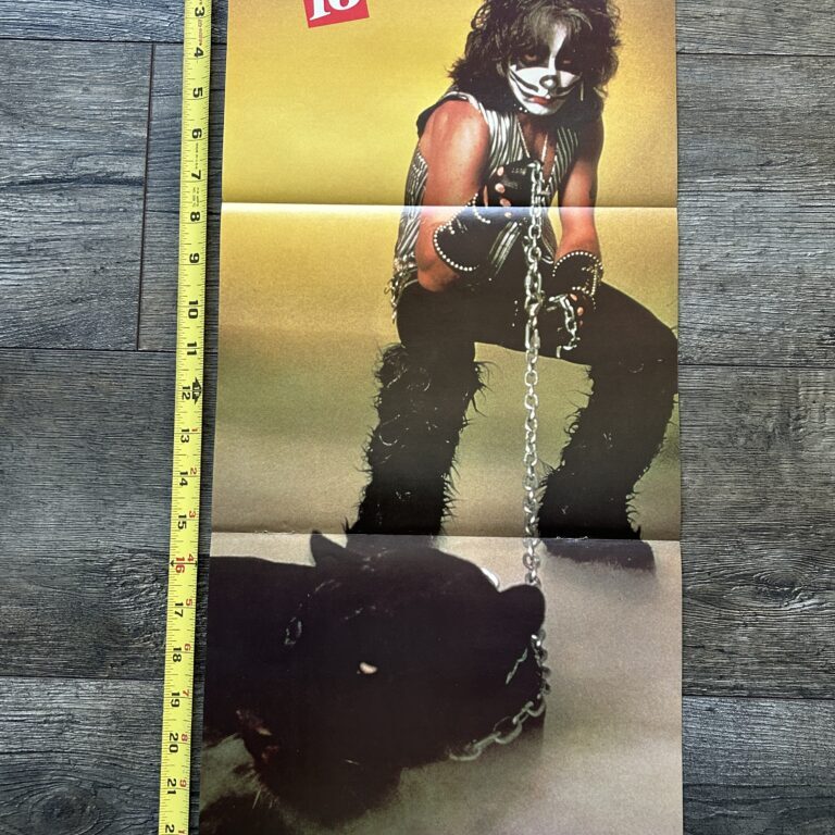 KISS Poster Centerfold Peter Criss Panther 16 Magazine Vintage Kiss Aucoin 11x23