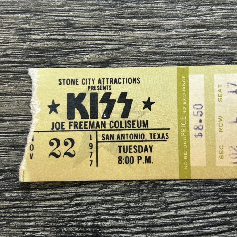 KISS TICKET STUB Alive 2 Concert Tour San Antonio Texas 1977 Vintage Kiss Aucoin