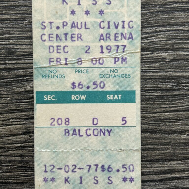 KISS TICKET STUB Alive 2 Concert Tour St. Paul MN Dec 2 1977 Vintage Kiss Aucoin