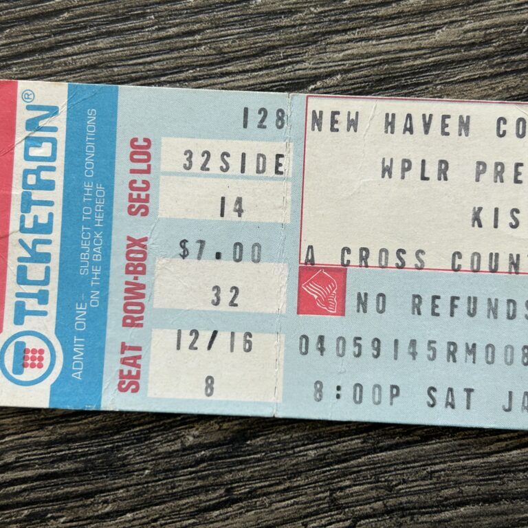 KISS TICKET STUB Alive 2 Concert Tour New Haven CT Jan 1978 Vintage Kiss Aucoin