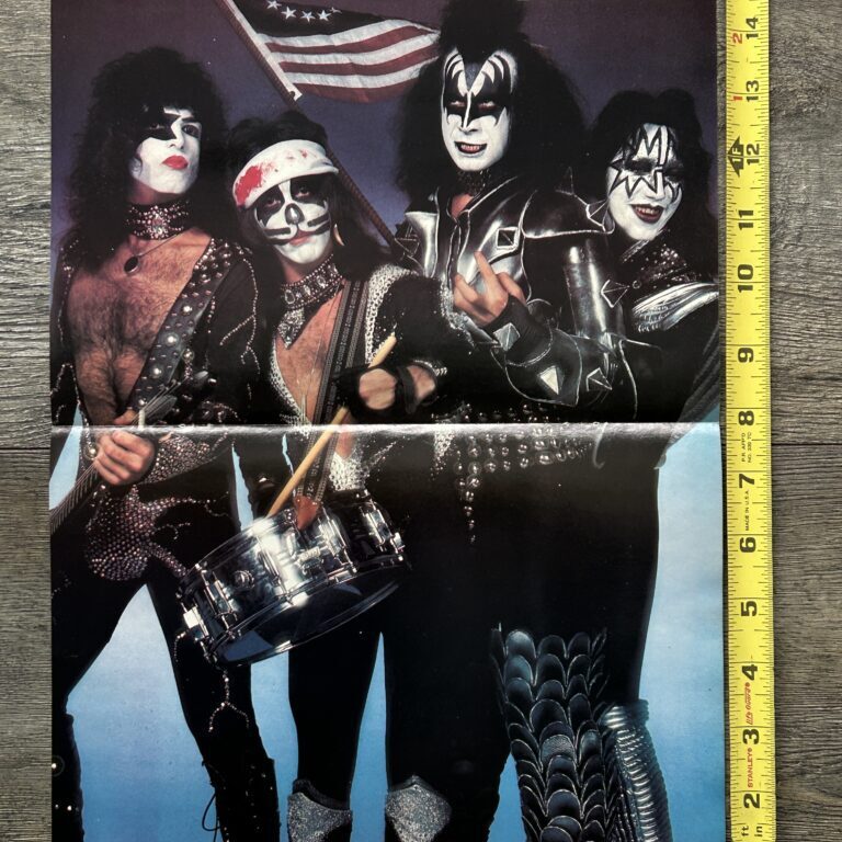 KISS Poster Centerfold Spirit Of '76 Silver Logo Vintage Kiss Aucoin 11x15