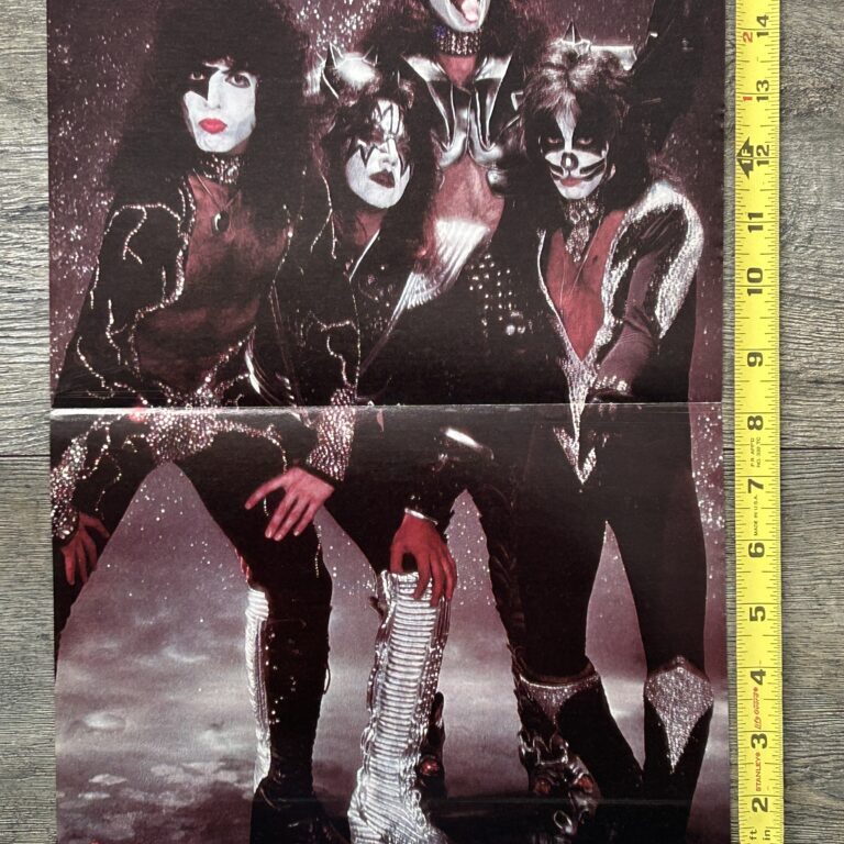 KISS Poster Centerfold Destroyer Sparkle Background Vintage Kiss Aucoin 11x16