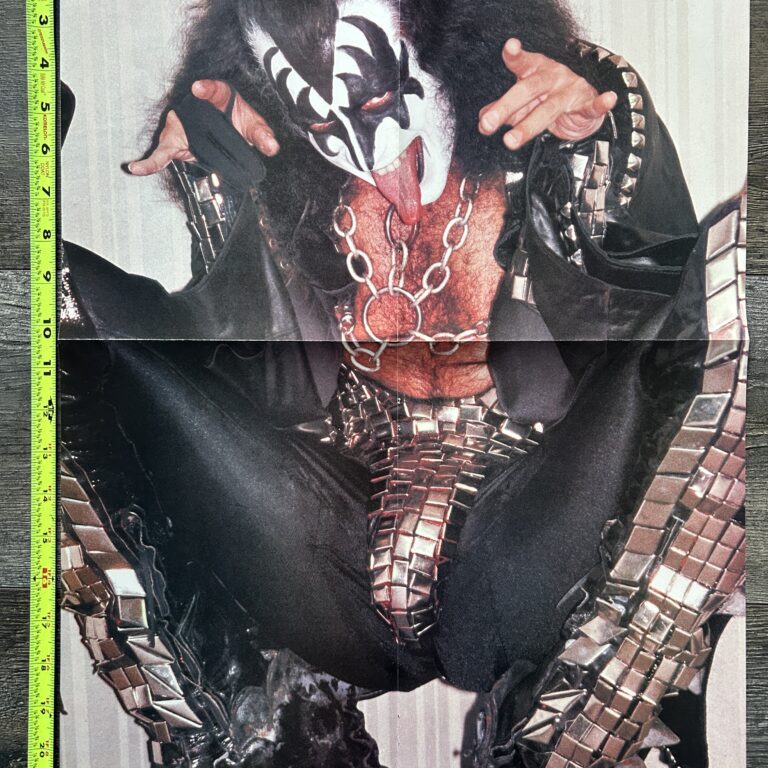 KISS Poster Centerfold Love Gun Alive 2 Gene Simmons Vintage Kiss Aucoin 16x21