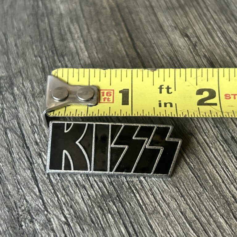 KISS Pin Badge Enamel Black Silver Logo Metal 1 1/2" Vintage Kiss 1980's