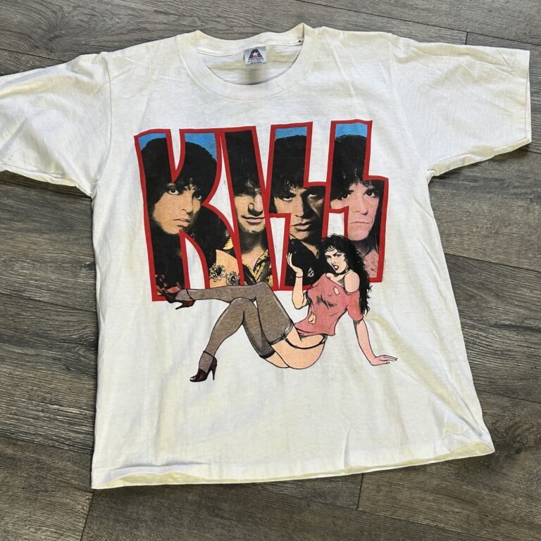 Kiss Vintage Concert T-Shirt Crazy Nights Tour Woman Chikara UNWORN Vintage Kiss